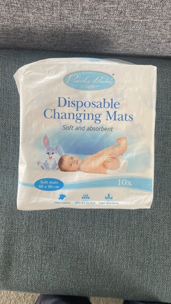 Disposable baby changing mats/pads Carousel 1
