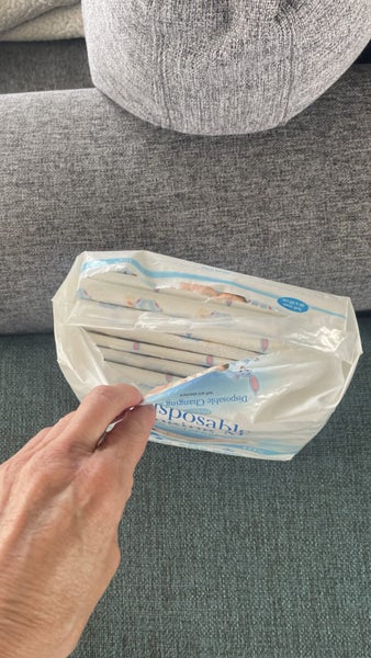 Disposable baby changing mats/pads Carousel 3