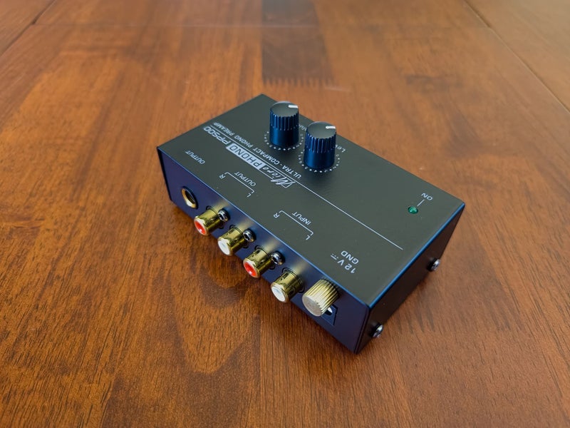 Turntable/Phono Pre-amplifier Adapter! Carousel 2