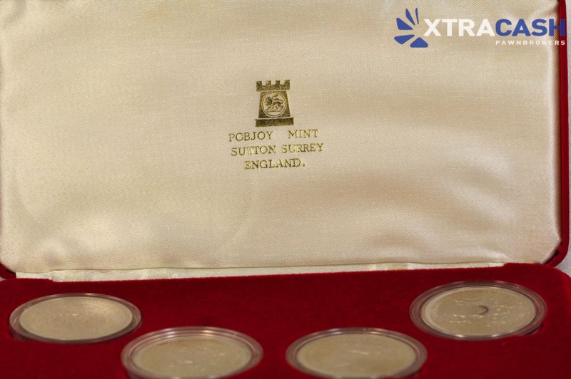 Isle of Man 1984 Quincentenary of College of Arms - Coin set *CLEARANCE* Carousel 6