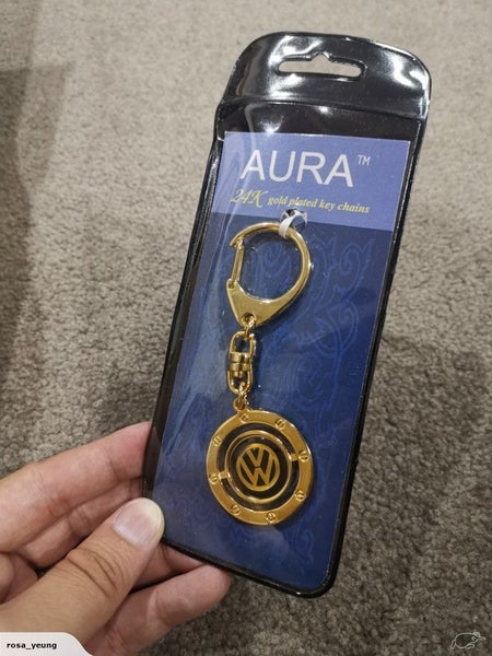 24k Gold Plated Volkswagen Keyring Carousel 1