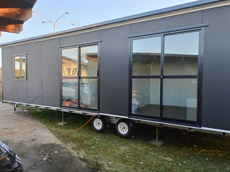 tiny home/cabin on wheels- 10mX4m Carousel 1