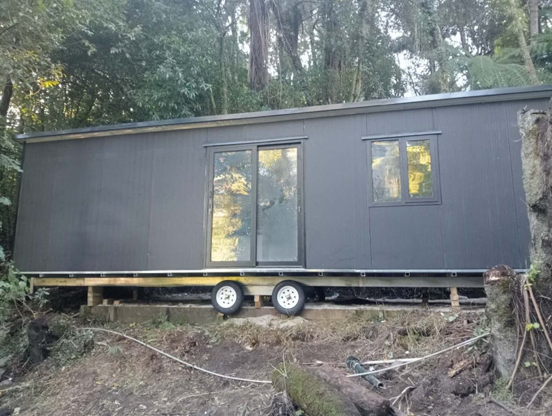 tiny home/cabin on wheels- 12mX4m Carousel 2
