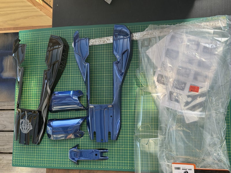 HPI Baja 5b Flux 8s ready to run with tons of extras & radio62864733432194114