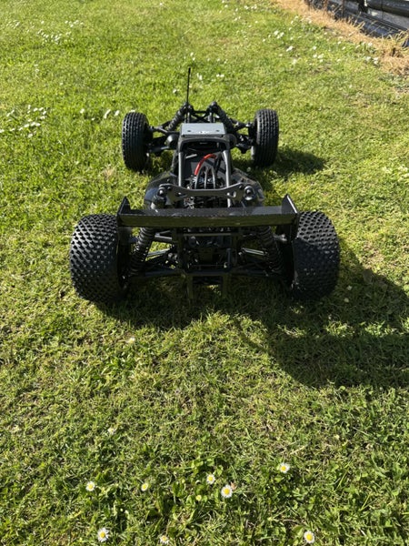 HPI Baja 5b Flux 8s ready to run with tons of extras & radio62864733432194113