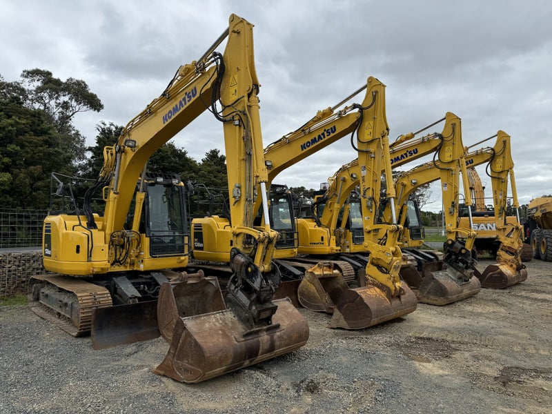 CLEARANCE! 2020 - 2021 KOMATSU PC138-8 EXCAVATORS / 2,800 - 3,800 HOURS Carousel 1