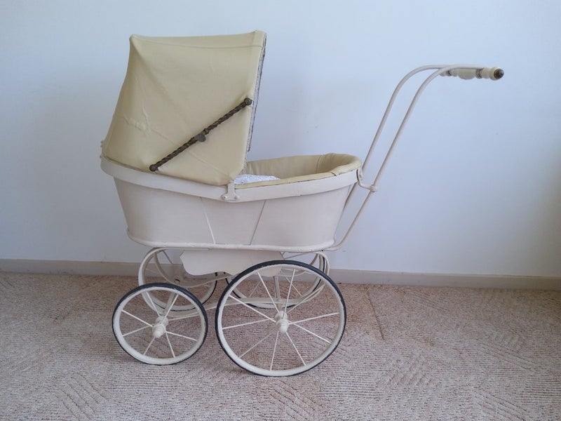 Vintage Pram Carousel 1