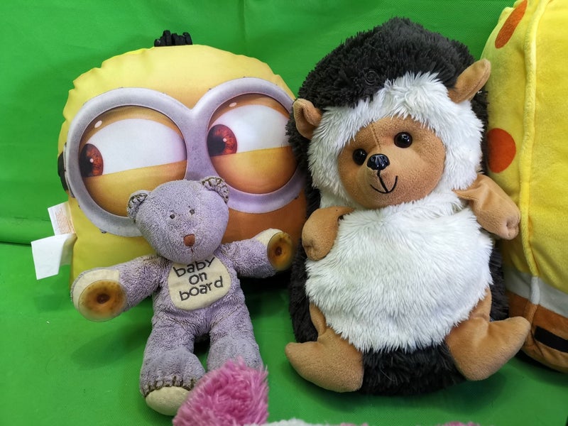 Soft Toy Collection: Spongebob, Winnie the Pooh, Minions etc. Carousel 8