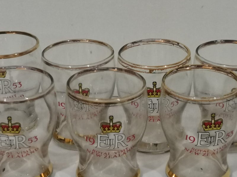7 NZ Royal Visit Sherry Glasses 1953 gold rim Carousel 5