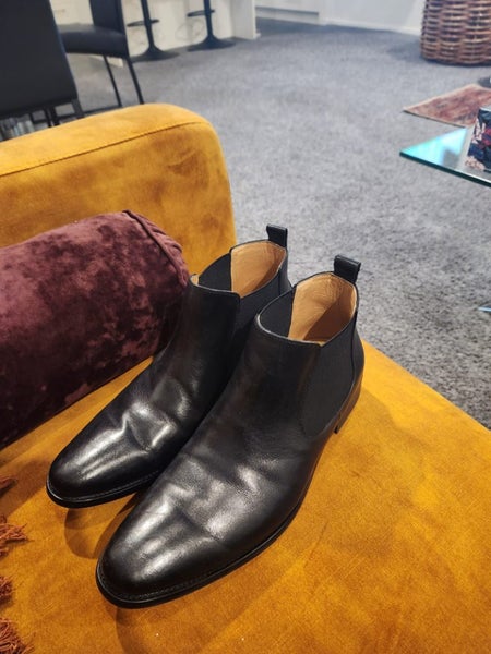 Cutler & Co Anthony Chelsea Boots in Black. Mens black boots Carousel 2