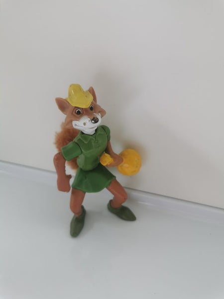1996 Robin Hood figure from McDonald's Carousel 4