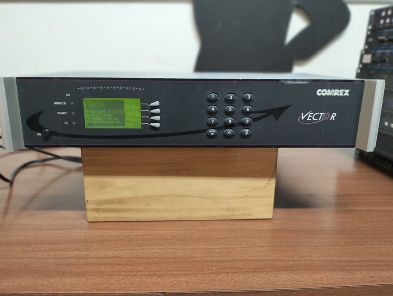 DIGITAL AUDIO TRANSMISSION DEVICE- COMREX VECTOR Carousel 1