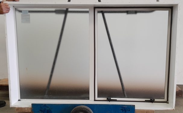 White Aluminium Awning Window H1000 x W1600 DR12655 Carousel 2
