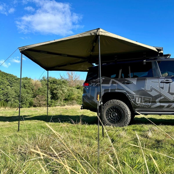 RMR 270 Awning Right/Driver Side Mounting Carousel 1