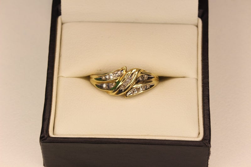 10ct Diamond ring Carousel 1