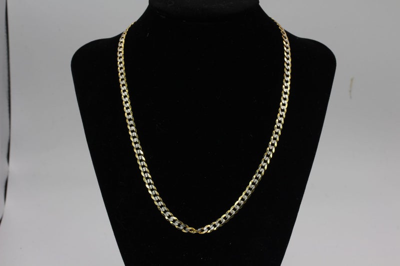 9ct Gold Two-tone curb-link chain Carousel 6