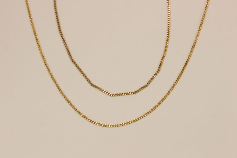 Fine 9ct Gold necklace Carousel 2