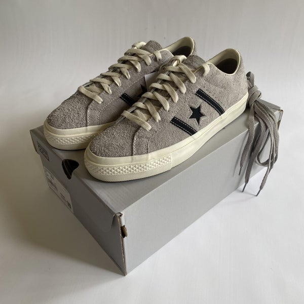 Converse One Star Academy Pro. US 9. NEW! FREE SHIPPING! Carousel 1