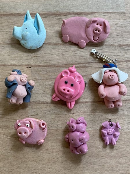 Bulk Vintage Collectible Pig Brooches - some unique hand-made Carousel 6