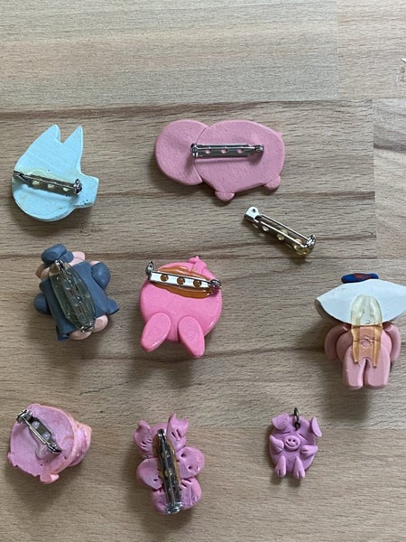 Bulk Vintage Collectible Pig Brooches - some unique hand-made Carousel 2