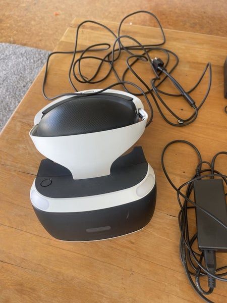 PlayStation VR headset Carousel 1