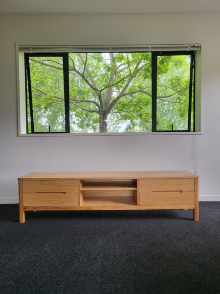 Solid Oak 1.8M TV Cabinet Entertainment Unit Carousel 1