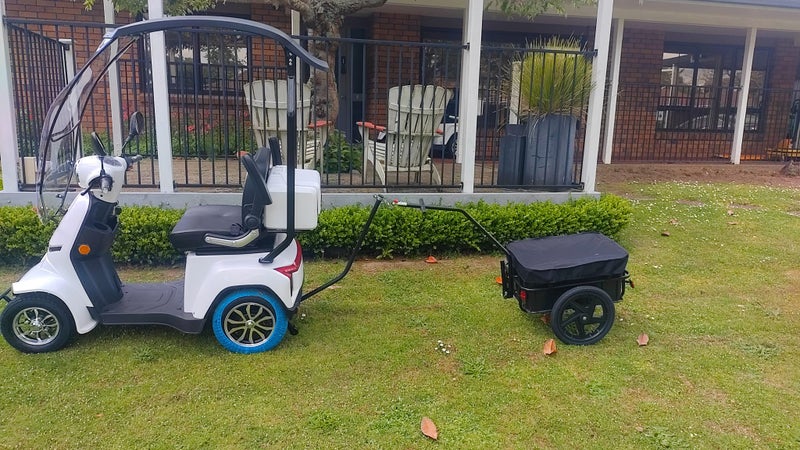 DELUXE 4WHL MOBILITY SCOOTER XLT Carousel 20