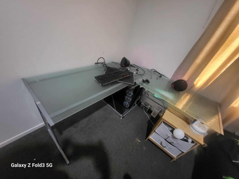 Corner Glass Computer Table Carousel 1