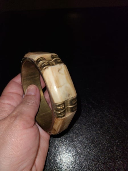 Vintage brass bracelet brown $1 DOLLAR RESERVE Carousel 1