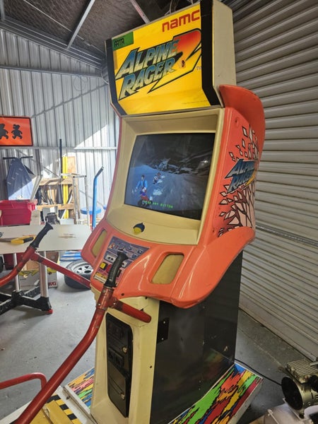 Namco Alpine Racer 2 Arcade Game Carousel 1