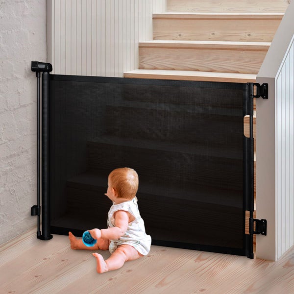 new Baby safety gate Carousel 1