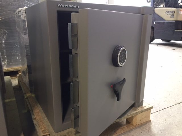 Wertheim CM15RE Grade 3 Safe Carousel 2