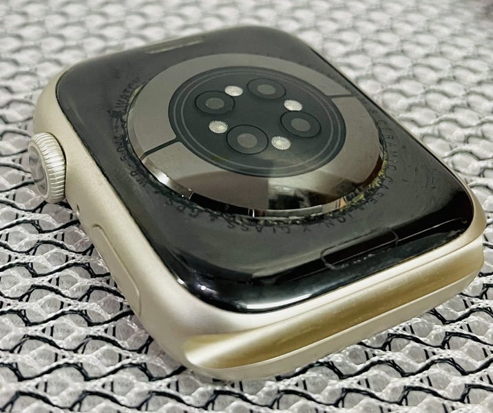 Apple Watch Series 9 GPS 45mm - Silver Aluminum 100% Battery Health Carousel 2