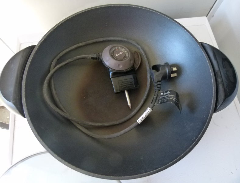 BREVILLE ELECTRIC WOK EW30 Carousel 2