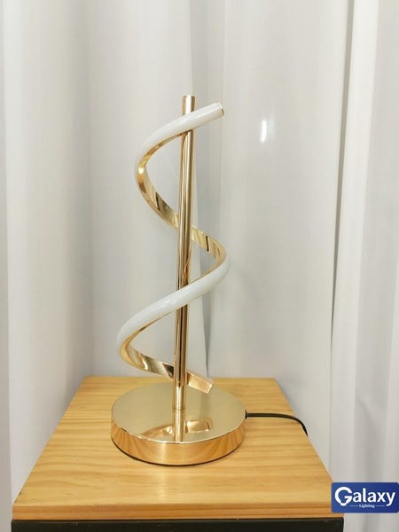 T208 Dimmable Gold Color LED Table Light Carousel 2