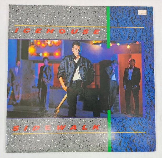 Icehouse, Sidewalk LP Carousel 1