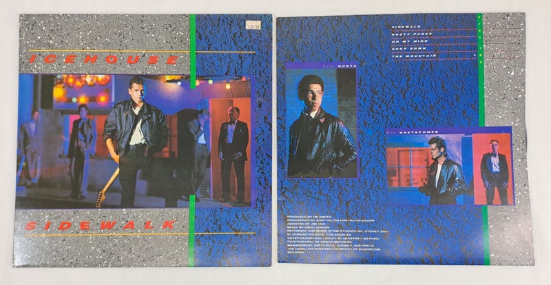Icehouse, Sidewalk LP Carousel 2