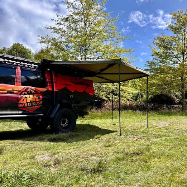 RMR 270 Awning Left/Passenger Side Mounting Carousel 2