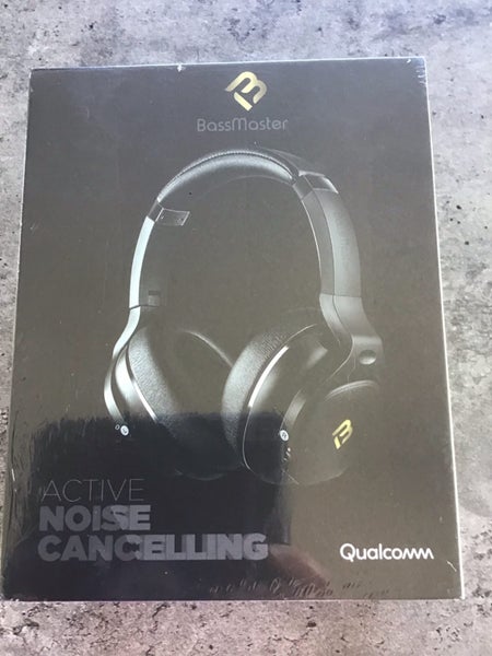 **Qualcomm Noise Cancelling Headphones ** Brand New Carousel 3