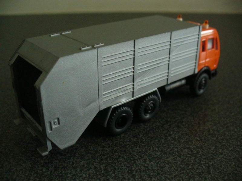 Roskopf Mercedes-Benz Rubbish Truck H0 Carousel 2