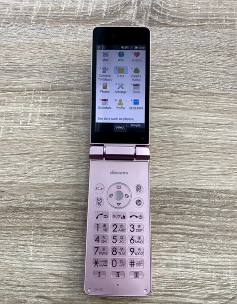 SHARP AQUOS KEITAI 2 JAPAN ANDROID FLIP PHONE PINK UNLOCKED62934719399681114