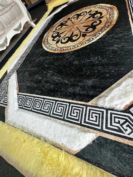 FC 12 Brand new 200 by 300 cm rug Carousel 2