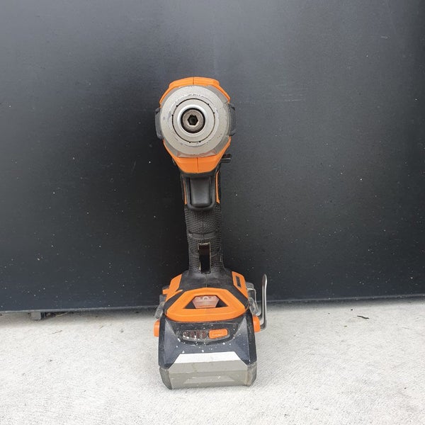 AEG 18v Brushless Impact Driver Carousel 6