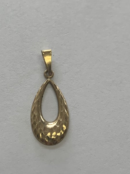 9ct Pendant with Classic Design Carousel 5