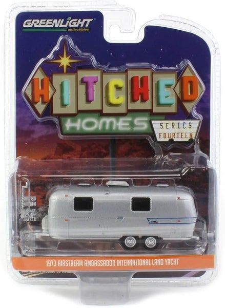 Greenlight GL-34140-E 1/64 1973 Airstream Ambassador International Land Yacht Carousel 1