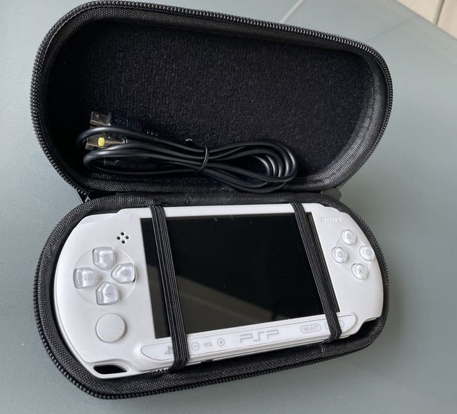 Special Edition White PSP E1000 Street 6.60PRO-C with 64G Memory 2 in 1 Cable Carousel 7