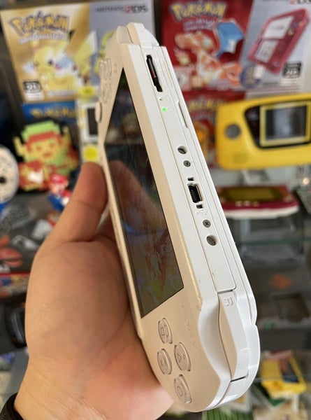 Special Edition White PSP E1000 Street 6.60PRO-C with 64G Memory 2 in 1 Cable Carousel 2
