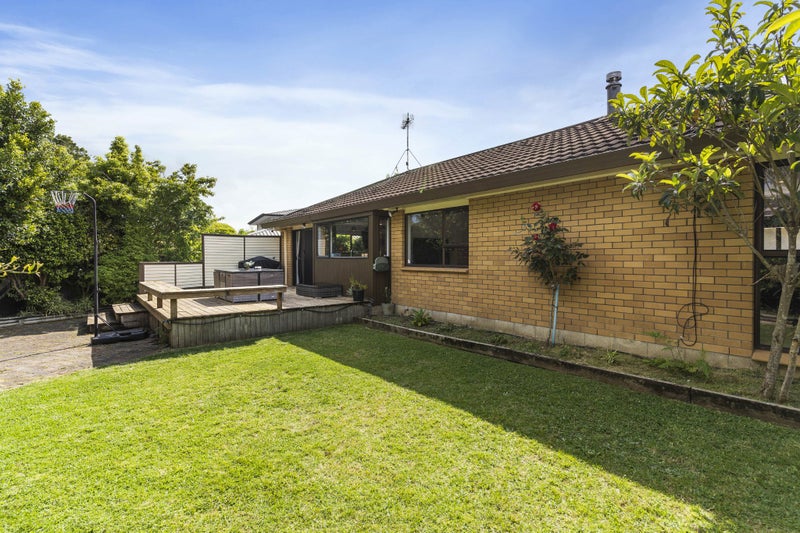 Image 1 of 25