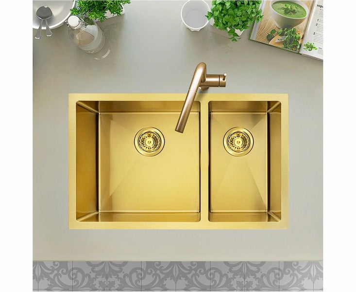 Kitchen Sink Carousel 1