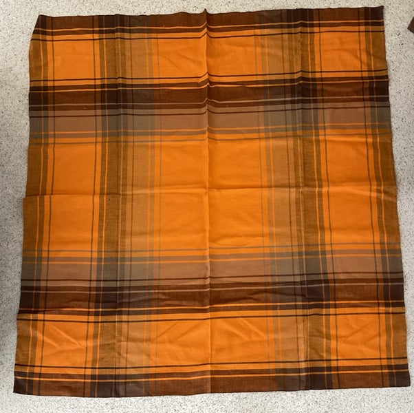 ** RETRO TABLE CLOTH ** PURE COTTON ** COCOA & PUMPKIN ** 123 x 127cm** Carousel 1